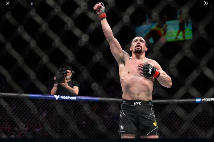 Robert Whittaker Buka Suara soal Mundurnya Khamzat Chimaev